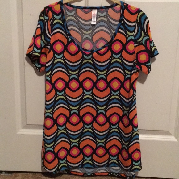 LuLaRoe Tops - LuLaRoe shirt
